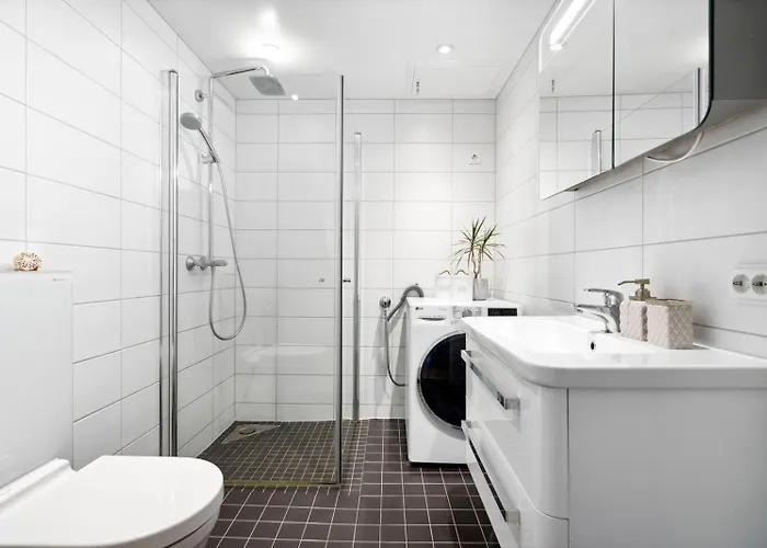 Modern Central Top Floor Apartment Appartement Tromsø
